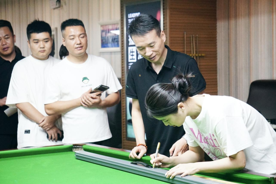 Bai Yulu: From Weinan to the World—Pursuing Her Snooker Dream_fororder_图片8