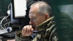 乌方为何称俄军集结11万士兵或强攻乌东重镇？