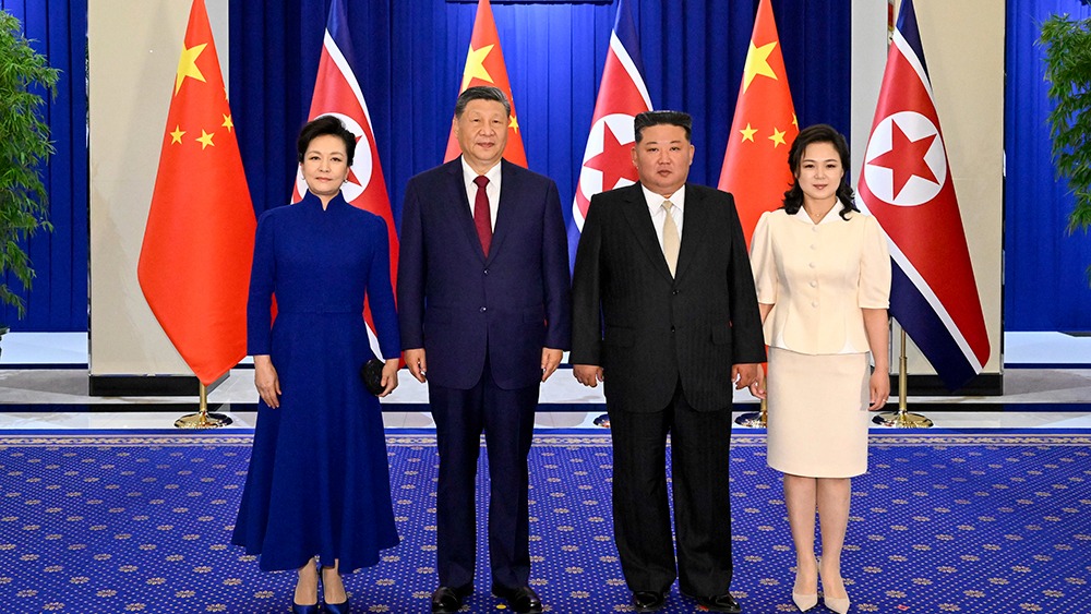 习近平出席金正恩举行的欢迎宴会