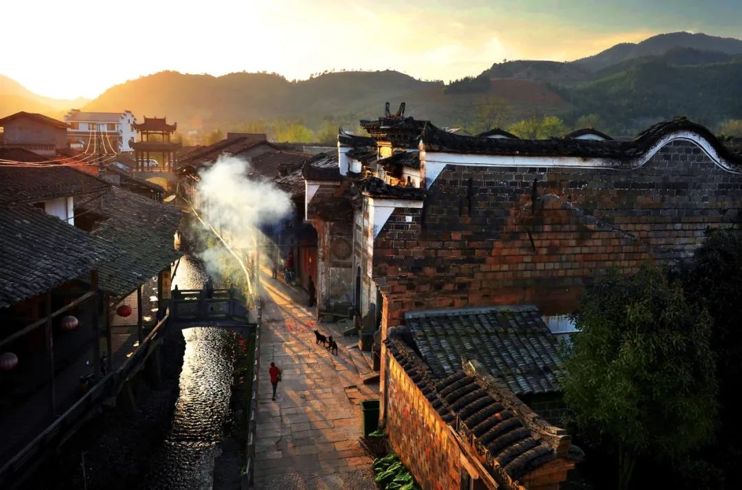好评中国丨从“闽山闽水物华新”看福建文化的传承与创新