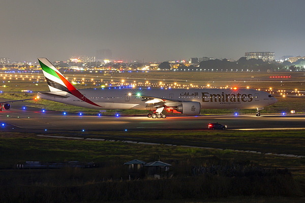 阿联酋多家航司飞往伊朗的航班复航