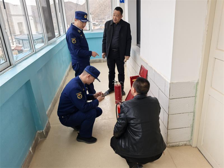 甘肃各地消防多措并举筑牢消防安全防线_fororder_图片2