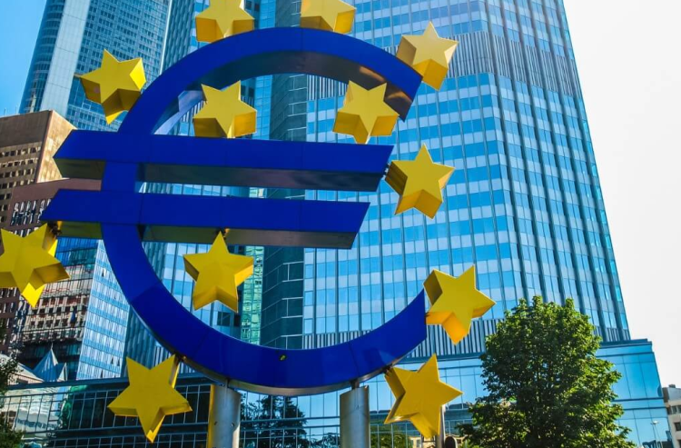 欧元区今年第三季度GDP环比增长0.3%