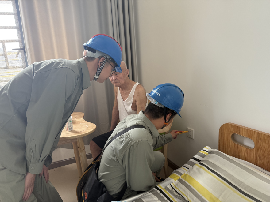 State Grid Macheng Power Supply Company Delivers Care to Nursing Home_fororder_图片1