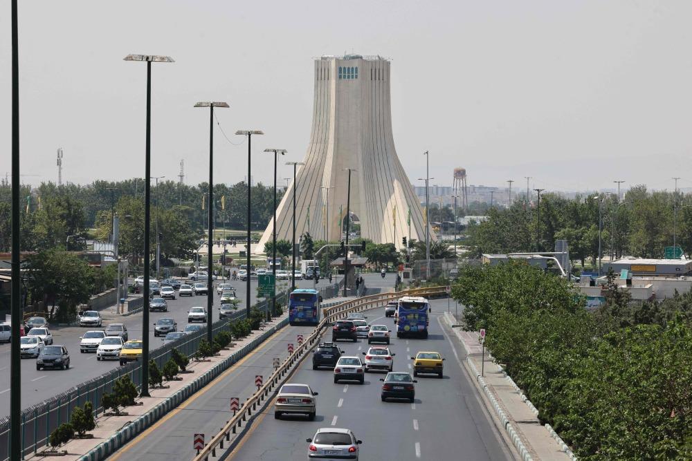 伊朗官员：特朗普无权为谈判设定条件或最后期限