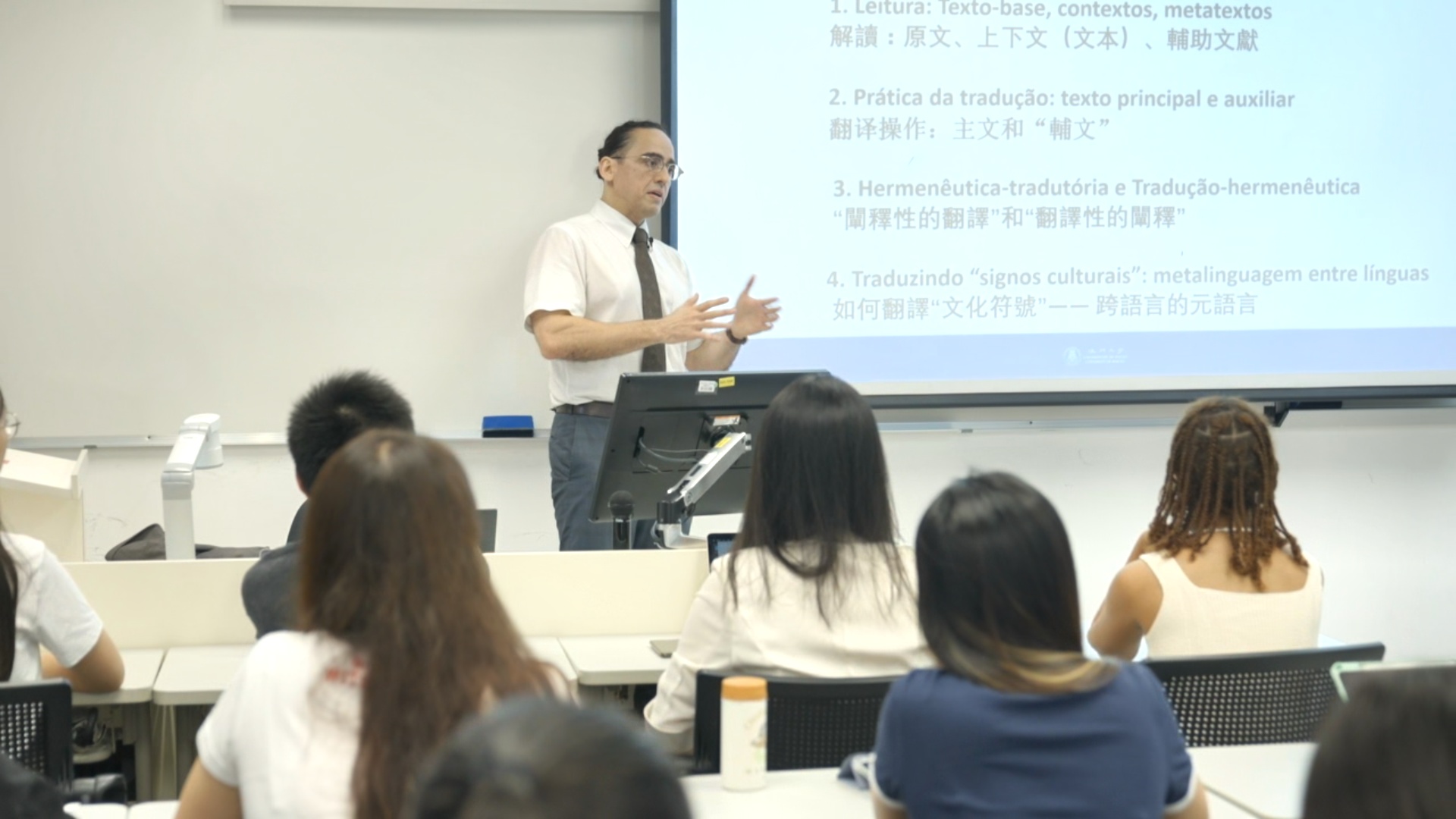 资讯有故事丨巴西汉学家沈友友：为葡语国家读者打开感知中国文化的窗口