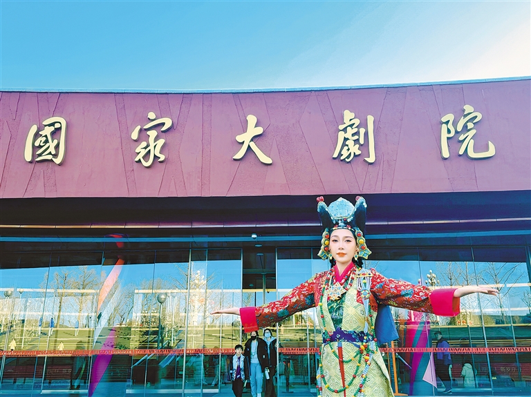 中国戏曲稀有剧种优秀青年传承人平珍： “传承发展藏戏，是我的初心和使命”