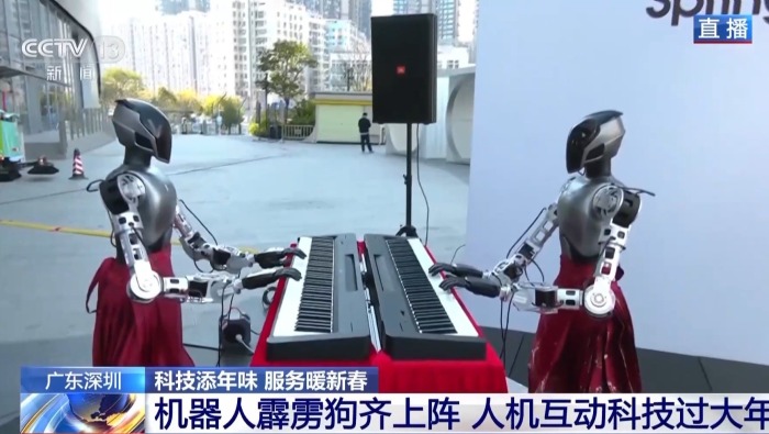 视频丨来深圳过年 这个街区充满了“科技范儿”