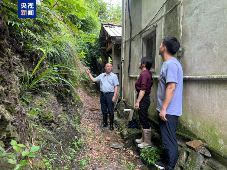 为应对台风“巴威” 安徽提前转移群众超6万人