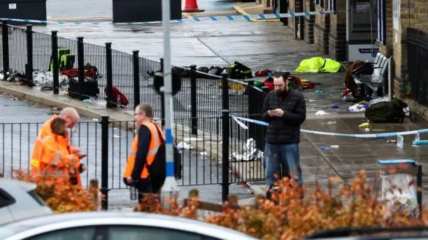 英国火车袭击案嫌疑人被控10项谋杀未遂罪