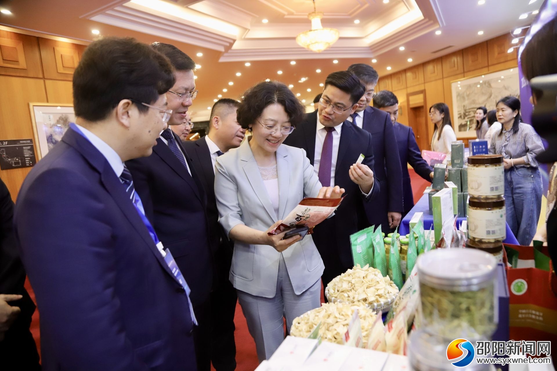 抢滩粤港澳！邵阳中医药产业按下快进键_fororder_2