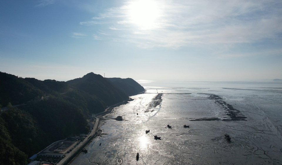 行进的海岸线 | 大鹿岛兴岛富民记：失而复得的“山不转水转”