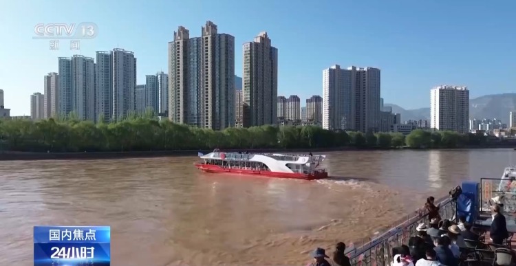 赏花季来临 一起去全国各地感受春日美好→