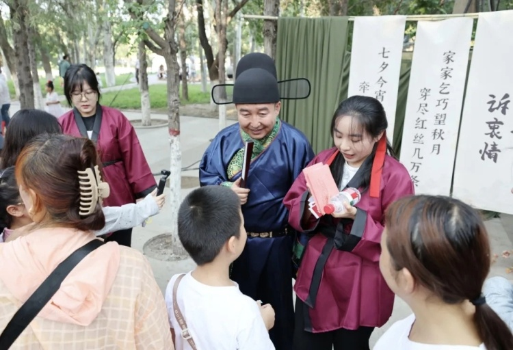 The 2025 National "Our Festival · Qixi Festival" Cultural Event Kicks Off in Wuhai City_fororder_图片10
