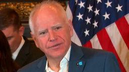 美明尼苏达州州长：移民执法行动给该州经济造成长期损害_fororder_04cca84905d749a9bbd8f584cfe4c04d