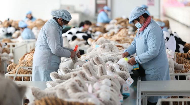 深观察丨关税闹剧让美国人过节难！
