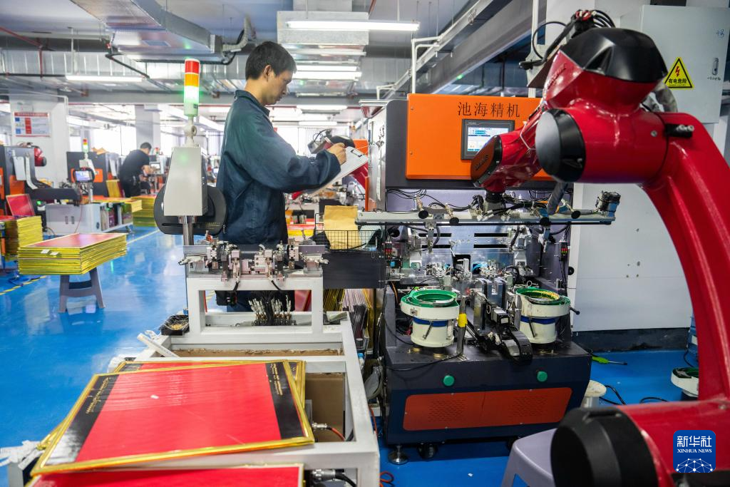 中国经济样本观察·县域样本篇丨临湘：全国八成浮标来自这座湖南县城