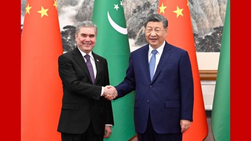 习近平：推动中土关系像汗血宝马一样马不停蹄、一马当先