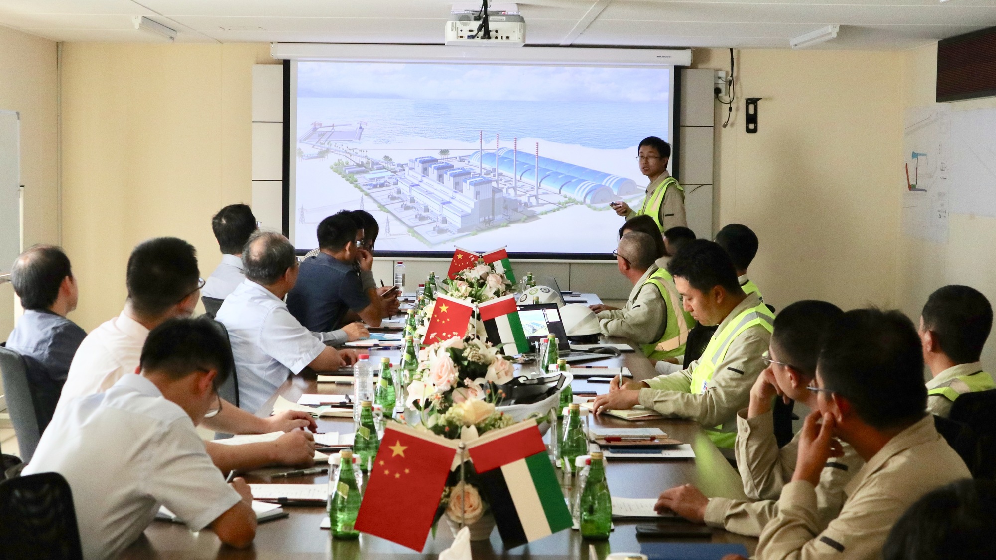 资讯有故事丨保护珊瑚和海龟 中企在迪拜承建的电站引领绿色能源之路