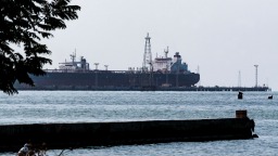 美中情局本月用无人机打击委内瑞拉港口设施_fororder_230452d8908348bc91cd55bac0c4e024