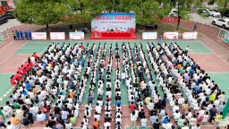 湖南邵东全民国防教育日集中宣传进校园