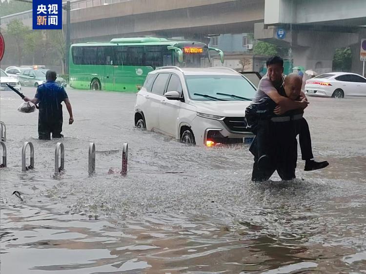 注意防范 河南郑州中原区发布暴雨红色预警信号