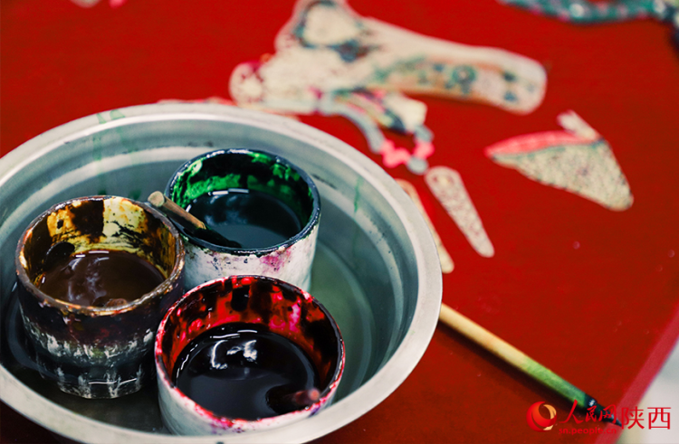 刀尖上的“光影”人生