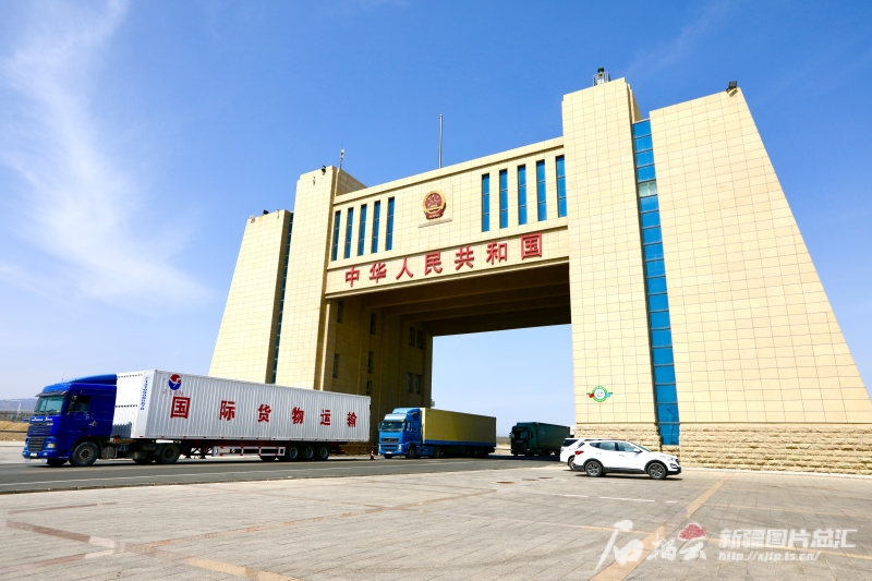辉煌70年 奋进新征程丨风动阿拉山口