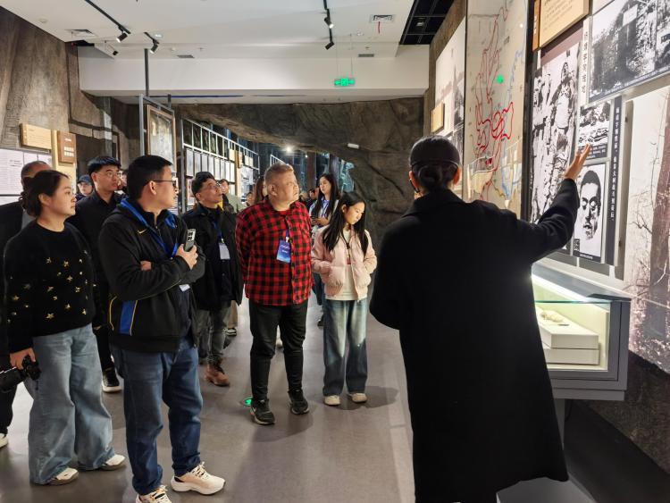 铭记历史 薪火相传——“中国式现代化发展看河南”两岸媒体联合采访团参观杨靖宇将军纪念馆_fororder_2