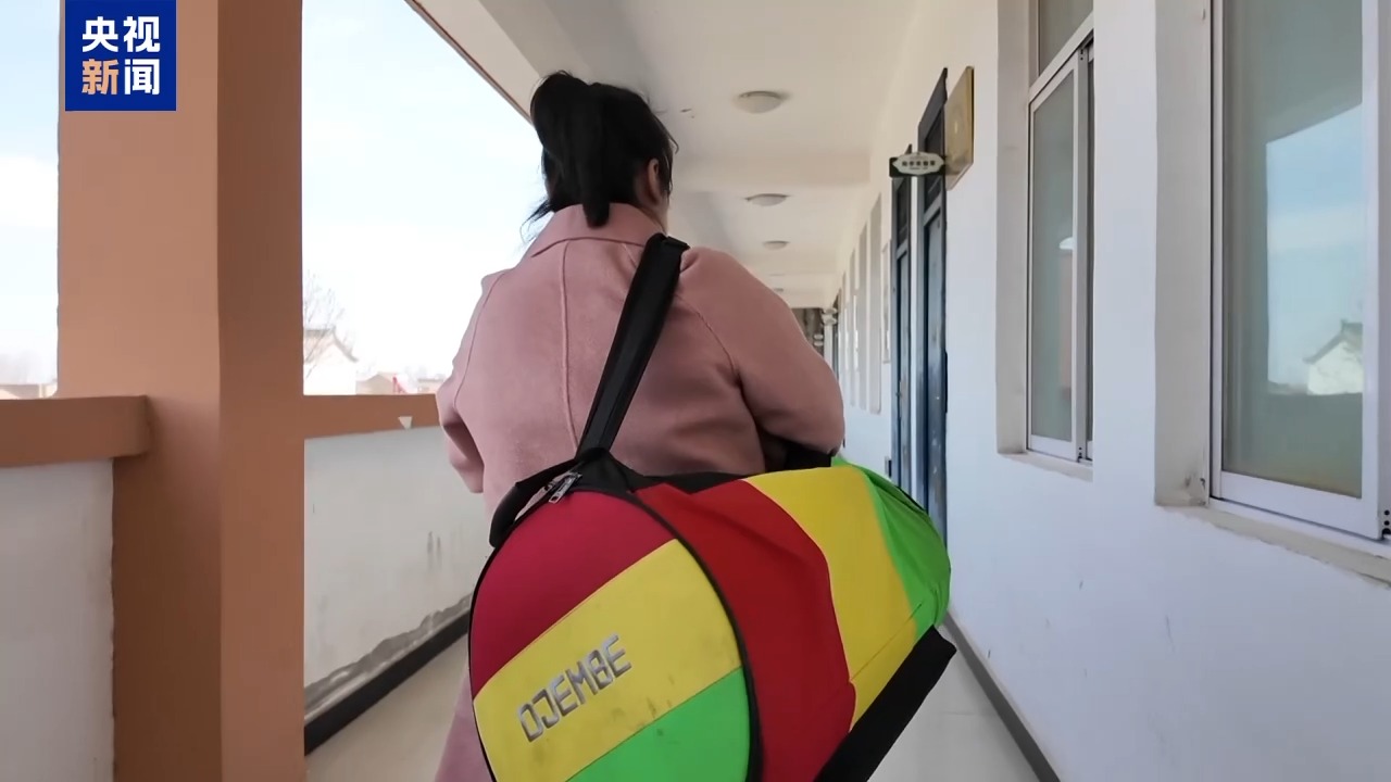 遇见你丨双向奔赴的爱！支教六年 她点亮乡村孩子“音乐梦”