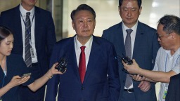 韩国法院再次缺席审判前总统尹锡悦_fororder_c88e067f0cbc4aa78a0f1e23137f0180