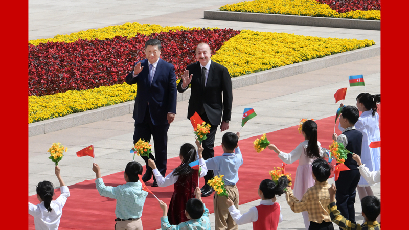 习近平：中阿关系万里同契、历久弥坚_fororder_94e3dbcd7902e2018372cf3b7997f28a
