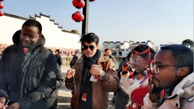 “我在安徽过大年” 中外友人2026年齐聚铜陵共迎新春