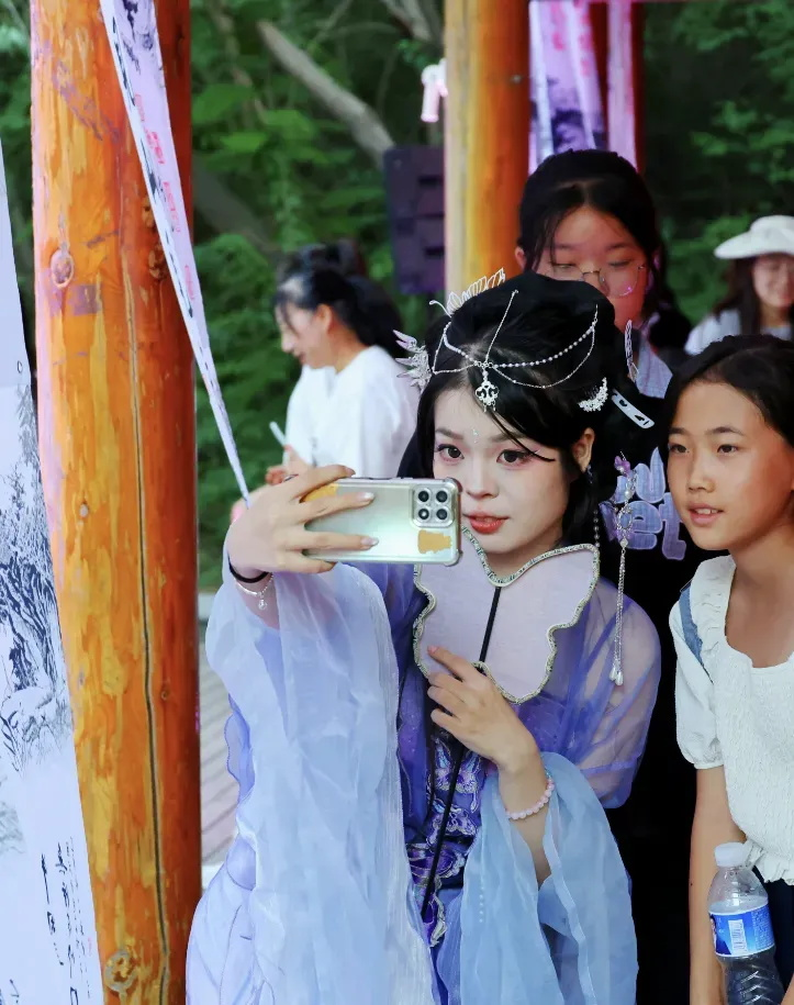 The 2025 National "Our Festival · Qixi Festival" Cultural Event Kicks Off in Wuhai City_fororder_图片14