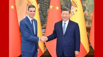 习近平指出中西关系具有战略定力_fororder_时政西班牙红底推荐图(3)