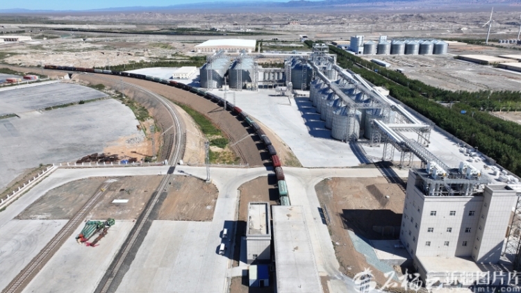 砥砺奋进七十载 天山南北谱华章丨封关11年 阿拉山口综保区交出什么答卷