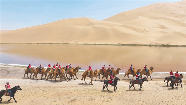 阿拉善盟“五一”文旅盛宴热力全开_fororder_3981626_wt_1746453220666_s