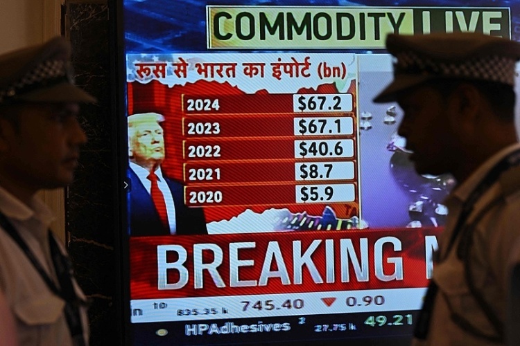征收关税  美国为什么对墨西哥和加拿大两副面孔？