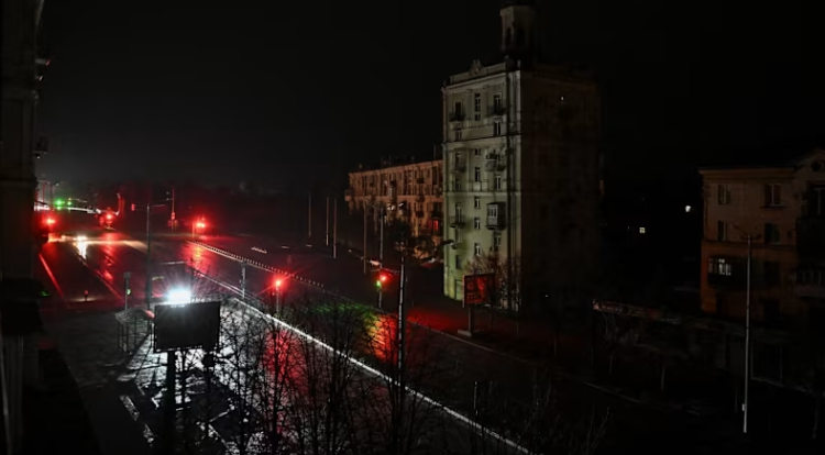 乌称两州遭空袭 超百万户居民停暖停水