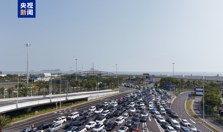 单季度首破100万辆次 “北上”港澳单牌车创历史同期新高