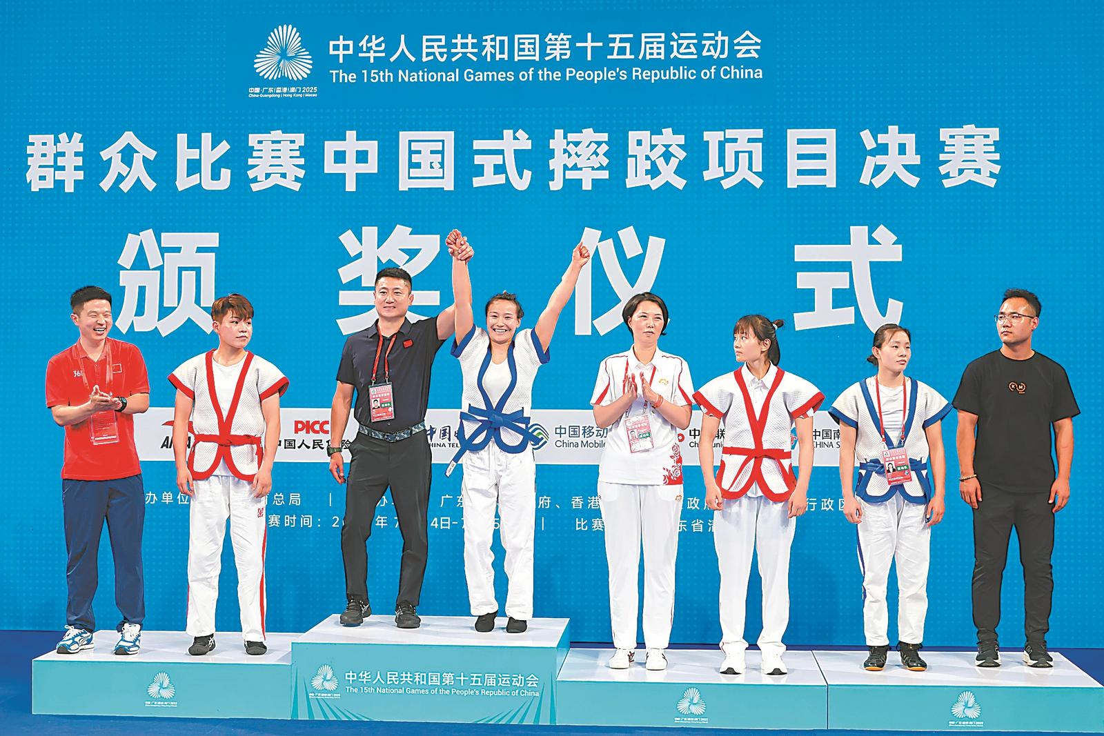 “十五运”安徽首金出炉_fororder_fc4b0c10-07be-434a-b0bb-0ccc60f4aff2