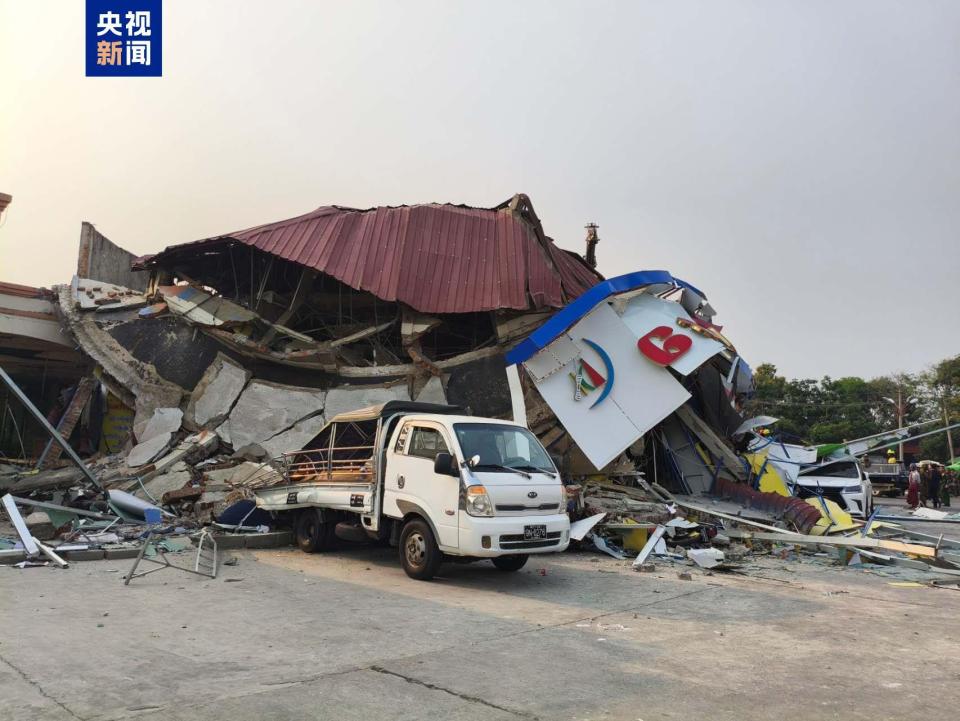 总台现场直击丨缅甸首都供电中断 热闹集市已成废墟