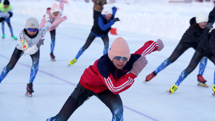 冰雪旅游“热”力绽放 各地活动精彩纷呈