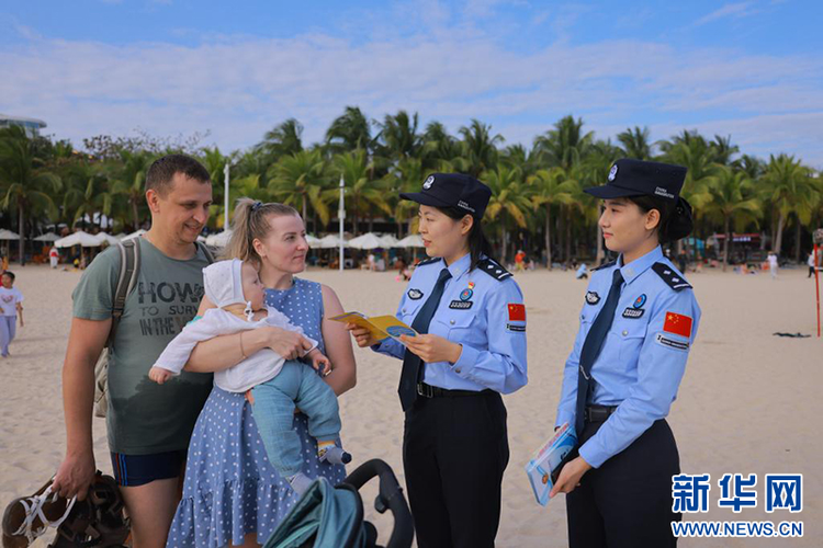 三亚边检深化警务协作与政策宣传 为海南Travel“圈粉”