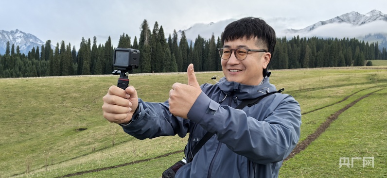 万人说新疆丨五湖四海聚新疆 看蓬勃发展“新”魅力