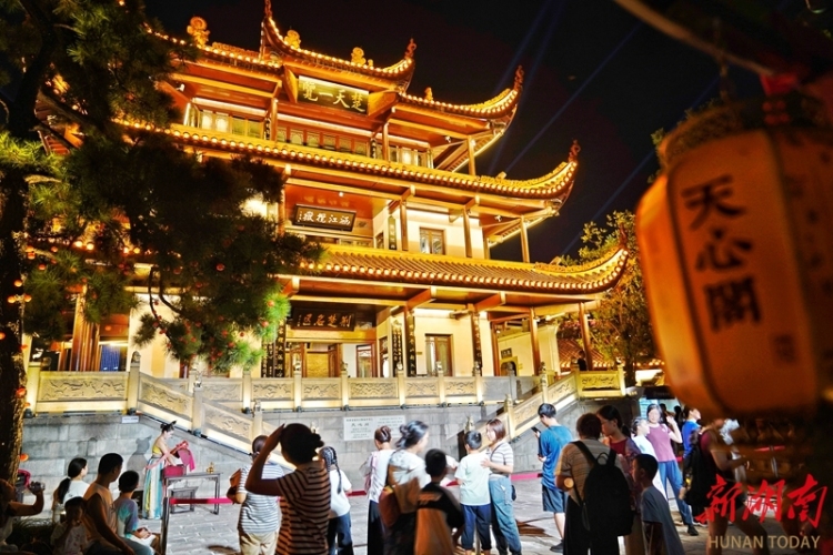 夜游天心阁_fororder_4