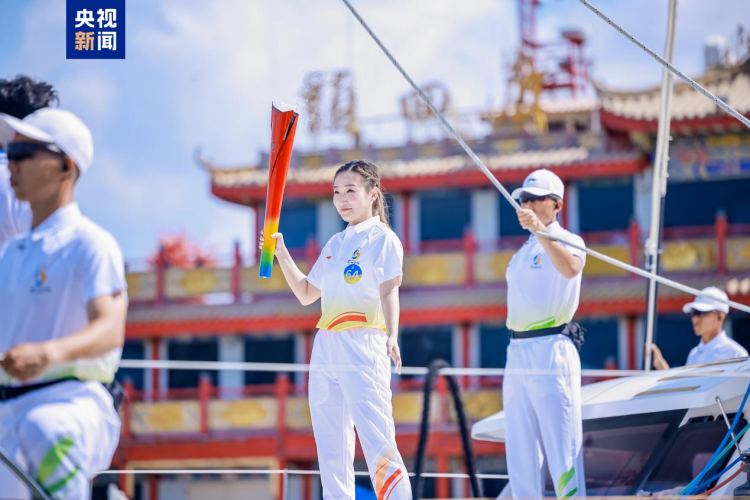 第六届亚洲沙滩运动会火炬传递今日举行 74名火炬手传递友谊