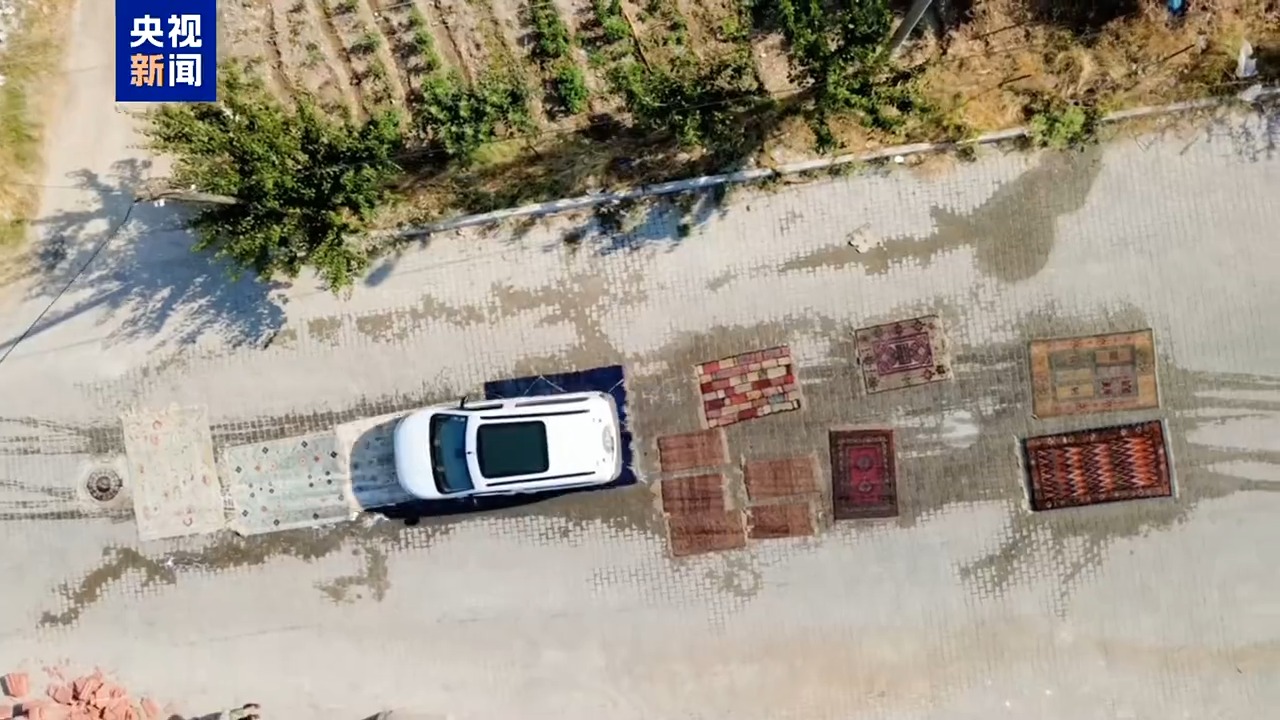 记者Vlog丨车碾、火烧、暴晒 揭秘土耳其地毯“做旧术”