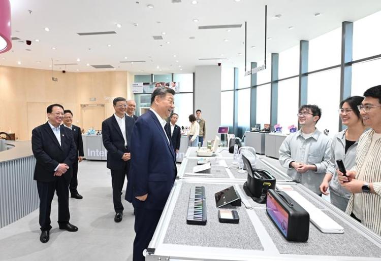 时政微观察丨“跑好历史的接力棒”