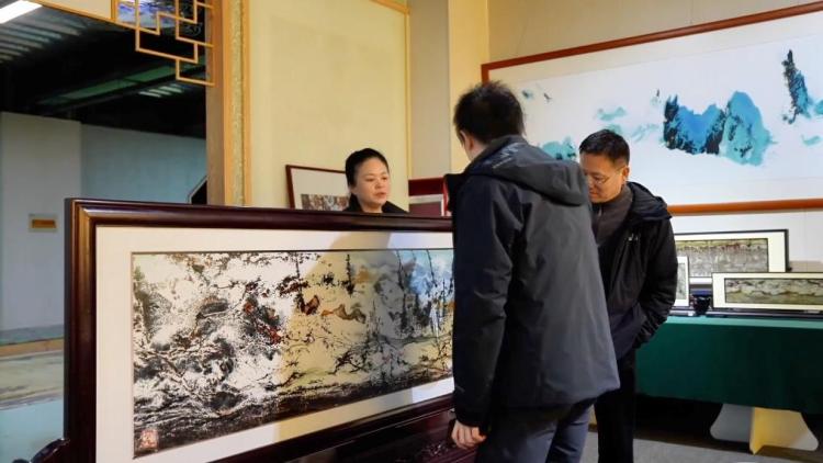 新华视点丨文旅融合促消费 春日经济持续升温